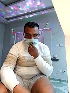 Snapshot of ListedLoin chatting on March 21, 2025, 1:34 pm ListedLoin online show from March 21, 2025, 1:34 pm