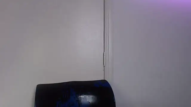 Snapshot of Abril_Squirt chatting on July 28, 2026, 9:03 pm Abril Squirt online show from July 28, 2026, 9:03 pm