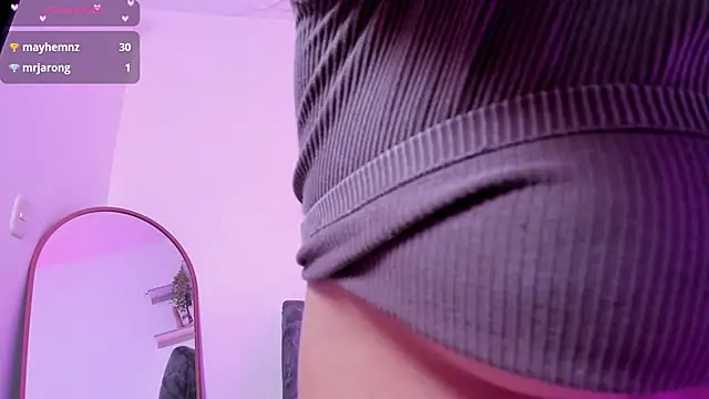 Victoria-ross online show from September 8, 2025, 7:24 pm