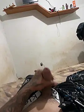 Snapshot of novinhodz chatting on March 19, 2026, 11:42 pm novinhodz online show from March 19, 2026, 11:42 pm