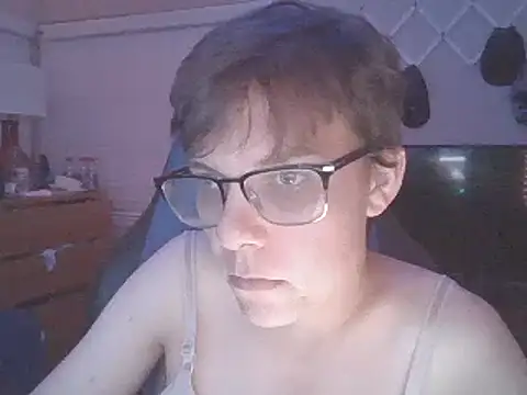 Snapshot of KaliSnow199623 chatting on December 2, 2024, 4:20 am KaliSnow199623 online show from December 2, 2024, 4:20 am