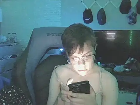 Snapshot of KaliSnow199623 chatting on December 6, 2024, 3:30 am KaliSnow199623 online show from December 6, 2024, 3:30 am