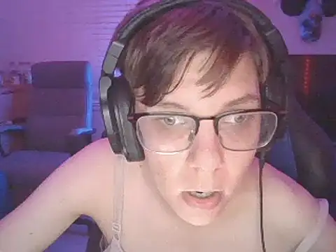 Snapshot of KaliSnow199623 chatting on December 7, 2024, 7:16 am KaliSnow199623 online show from December 7, 2024, 7:16 am