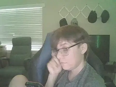 Snapshot of KaliSnow199623 chatting on January 19, 2025, 1:10 am KaliSnow199623 online show from January 19, 2025, 1:10 am