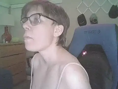 Snapshot of KaliSnow199623 chatting on January 19, 2025, 4:12 am KaliSnow199623 online show from January 19, 2025, 4:12 am