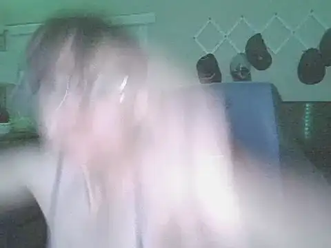 Snapshot of KaliSnow199623 chatting on January 24, 2025, 4:27 am KaliSnow199623 online show from January 24, 2025, 4:27 am