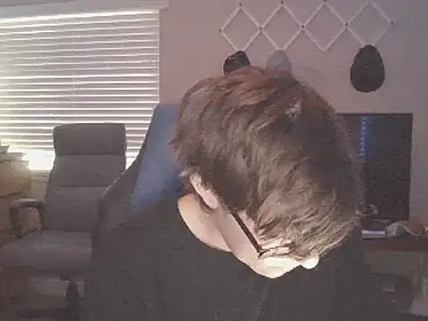 Snapshot of KaliSnow199623 chatting on February 13, 2025, 12:46 am KaliSnow199623 online show from February 13, 2025, 12:46 am