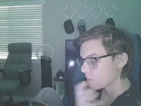 Snapshot of KaliSnow199623 chatting on February 15, 2025, 1:31 am KaliSnow199623 online show from February 15, 2025, 1:31 am