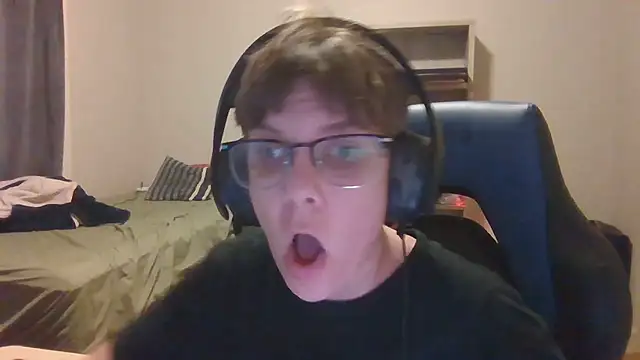 Snapshot of KaliSnow199623 chatting on October 23, 2025, 4:23 am KaliSnow199623 online show from October 23, 2025, 4:23 am