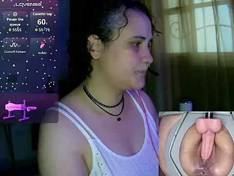 Snapshot of lolalicious_758 chatting on May 8, 2026, 8:25 pm lolalicious 758 online show from May 8, 2026, 8:25 pm