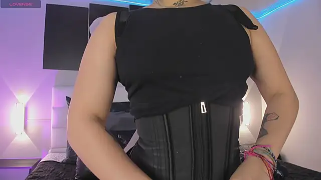 sofi bakerr online show from October 30, 2025, 11:33 am