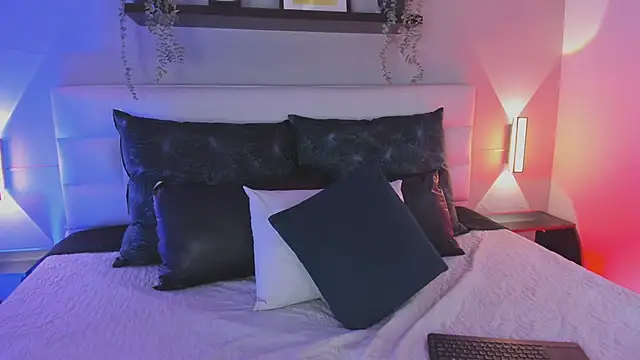 Snapshot of sofi_bakerr chatting on February 10, 2026, 7:07 pm sofi bakerr online show from February 10, 2026, 7:07 pm