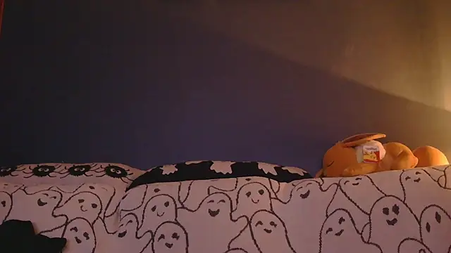 TearYouApart69 online show from April 30, 2026, 9:37 am