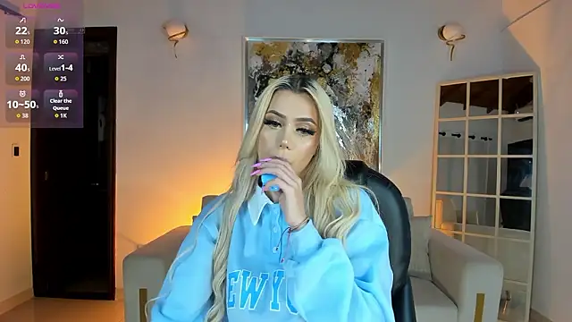 HannaConnor  online show from February 19, 2026, 4:41 am