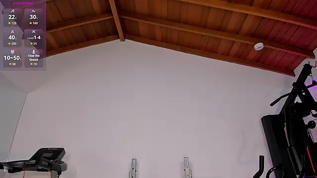 HannaConnor  online show from March 18, 2026, 8:34 pm