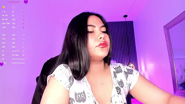 Snapshot of aliscollins_ chatting on September 13, 2025, 2:00 am aliscollins  online show from September 13, 2025, 2:00 am