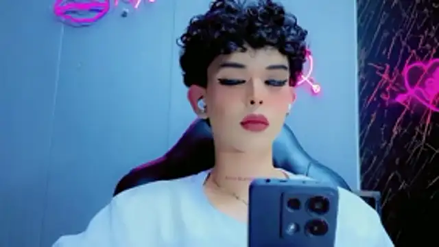 Snapshot of Marian_LV chatting on November 20, 2025, 5:34 pm Marian LV online show from November 20, 2025, 5:34 pm