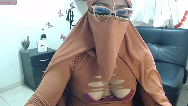 Aaliyah brown online show from January 12, 2025, 11:39 am