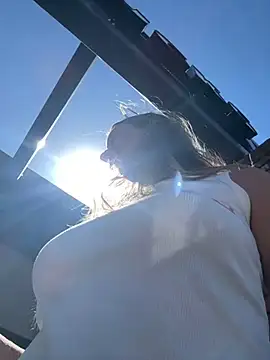 jungleangel online show from March 11, 2025, 8:09 pm