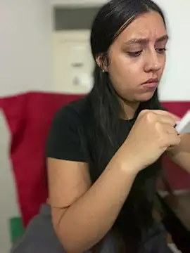 Salome golvert online show from December 7, 2024, 1:25 am