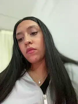 Salome golvert online show from January 15, 2025, 2:49 am