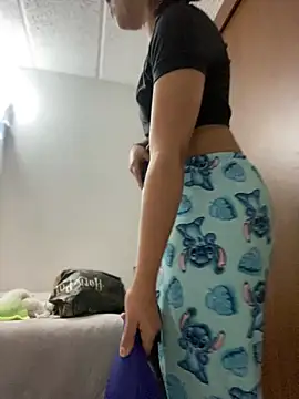 Salome golvert online show from February 1, 2025, 6:40 pm