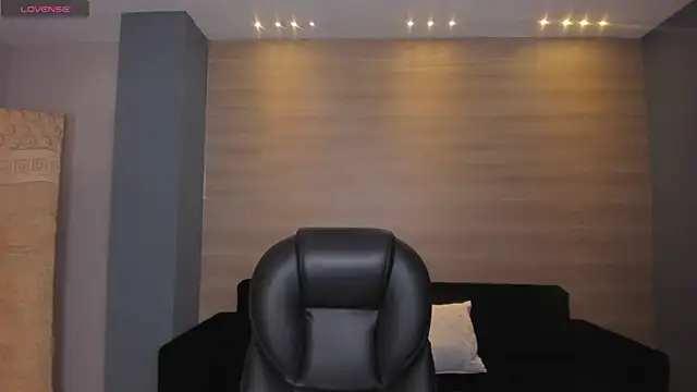 AnaisNin online show from February 4, 2025, 11:49 am