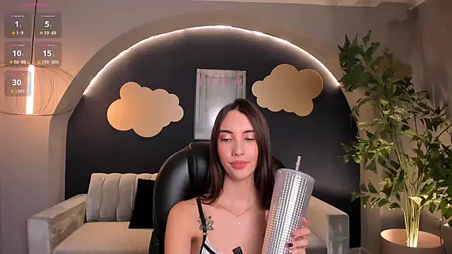 AnaisNin online show from February 13, 2025, 6:05 pm