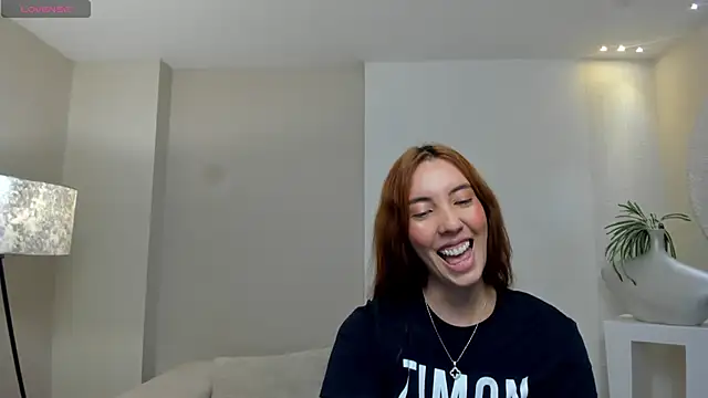 Snapshot of AnaisNin chatting on June 4, 2026, 6:58 pm AnaisNin online show from June 4, 2026, 6:58 pm