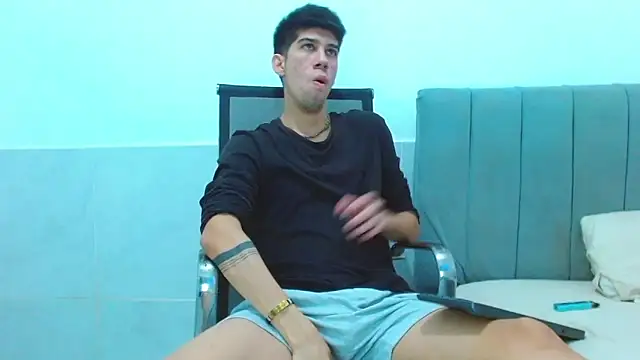 jhony-sex online show from February 10, 2026, 6:39 am