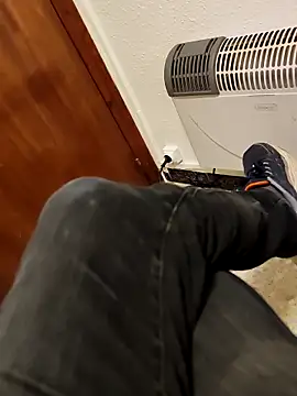 Snapshot of belga1910 chatting on December 22, 2025, 7:33 pm belga1910 online show from December 22, 2025, 7:33 pm