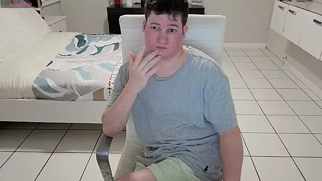 Lorenzo hernandez online show from December 16, 2025, 3:39 pm