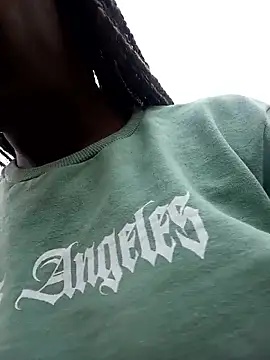 blackhotpartyts online show from December 15, 2025, 3:16 pm