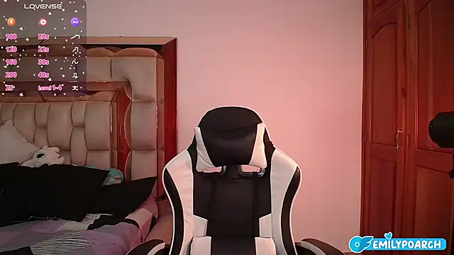 emilyaboott online show from February 1, 2026, 9:57 pm