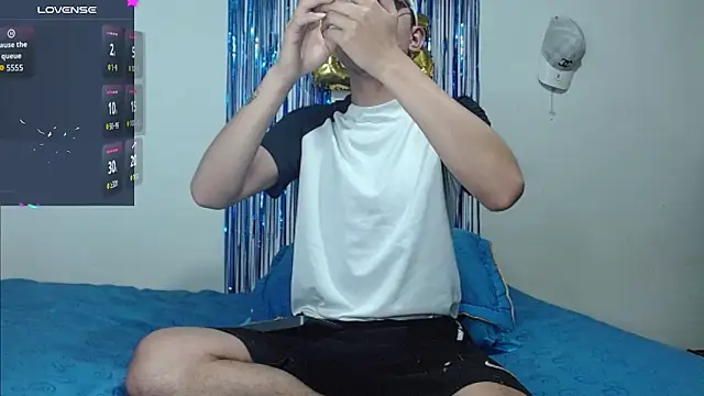 samfox  online show from September 15, 2025, 11:21 am