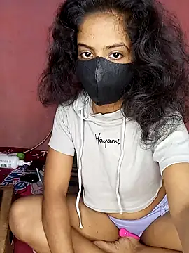 Snapshot of nadeeshakodituwakku chatting on February 7, 2025, 6:14 am nadeeshakodituwakku online show from February 7, 2025, 6:14 am