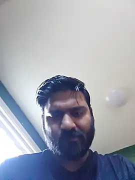 Snapshot of hard_dick011 chatting on May 8, 2026, 5:18 pm hard dick011 online show from May 8, 2026, 5:18 pm