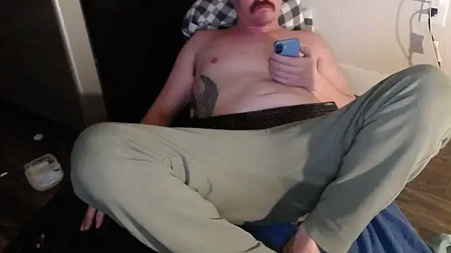 Snapshot of steelwood303 chatting on February 23, 2026, 12:46 pm steelwood303 online show from February 23, 2026, 12:46 pm