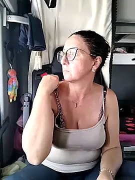 Snapshot of cuplubijoanna chatting on April 30, 2026, 11:05 am cuplubijoanna online show from April 30, 2026, 11:05 am