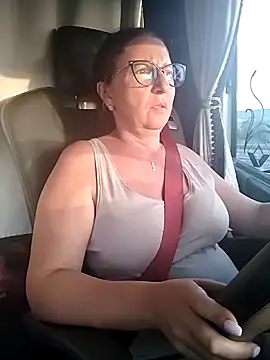cuplubijoanna online show from June 19, 2026, 4:50 am