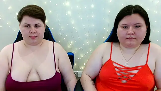BeckyAndHellen online show from June 28, 2026, 10:32 am