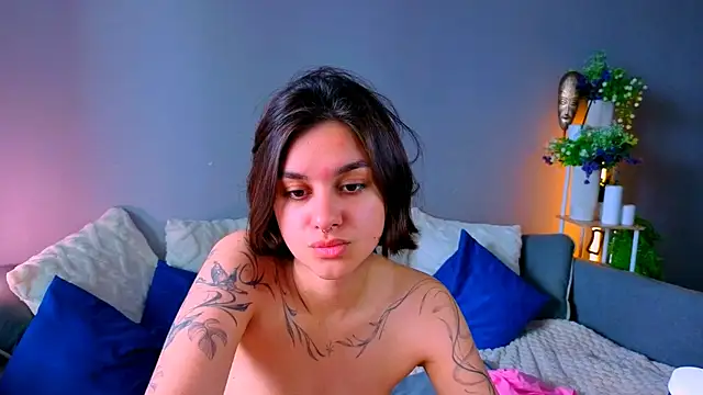 Snapshot of Celine_Dionn chatting on July 31, 2026, 10:47 am Celine Dionn online show from July 31, 2026, 10:47 am