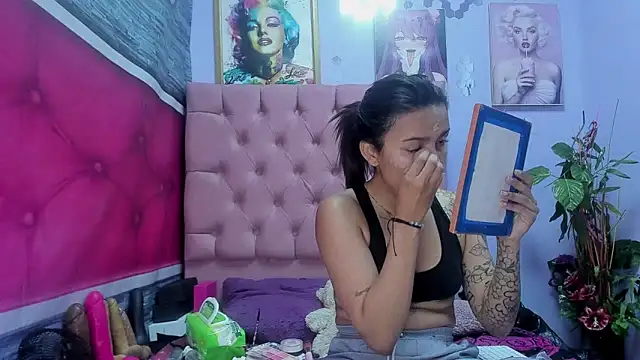 Yaumiko online show from October 15, 2025, 11:21 am