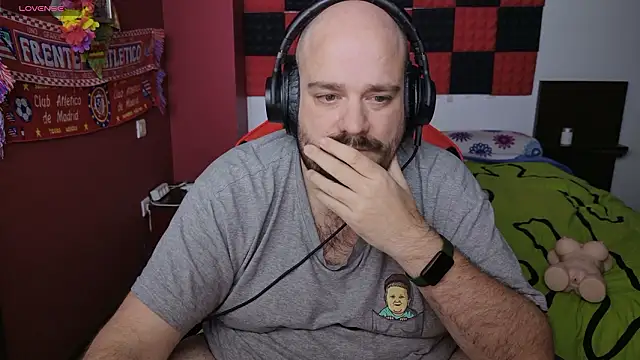 menditeta1 online show from March 16, 2026, 8:35 pm