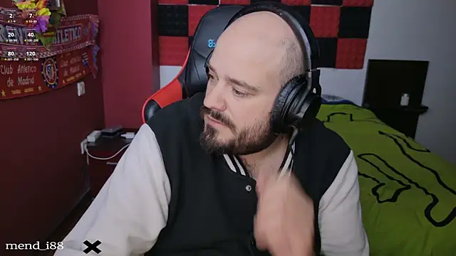 menditeta1 online show from March 31, 2026, 8:42 pm