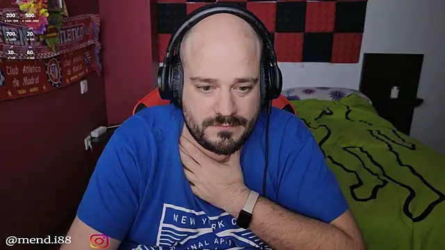 menditeta1 online show from April 16, 2026, 9:39 pm