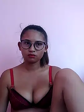 Snapshot of karen_sexy69 chatting on February 15, 2025, 7:49 am karen sexy69 online show from February 15, 2025, 7:49 am