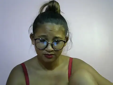 Snapshot of karen_sexy69 chatting on February 15, 2025, 5:17 pm karen sexy69 online show from February 15, 2025, 5:17 pm