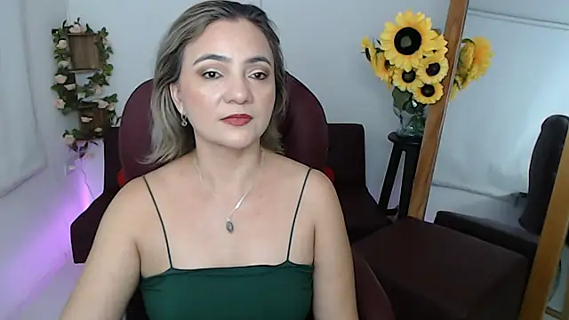 Snapshot of ana_milf chatting on July 6, 2026, 2:14 pm ana milf online show from July 6, 2026, 2:14 pm