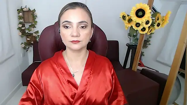Snapshot of ana_milf chatting on July 11, 2026, 2:53 pm ana milf online show from July 11, 2026, 2:53 pm